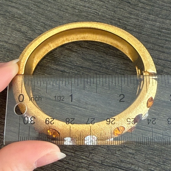 Vintage Jackie Collins Gold Plated Swarovski Crystal Bracelet & Earrings Set - Picture 12 of 14